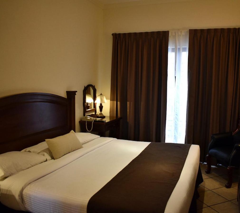Hotel Sand'S San Luis サン・ルイス・ポトシ エクステリア 写真